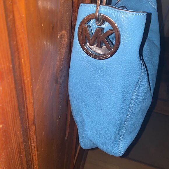 Michael Kors MK Fulton logo baby blue leather shoulder bag purse - Picture 2 of 10